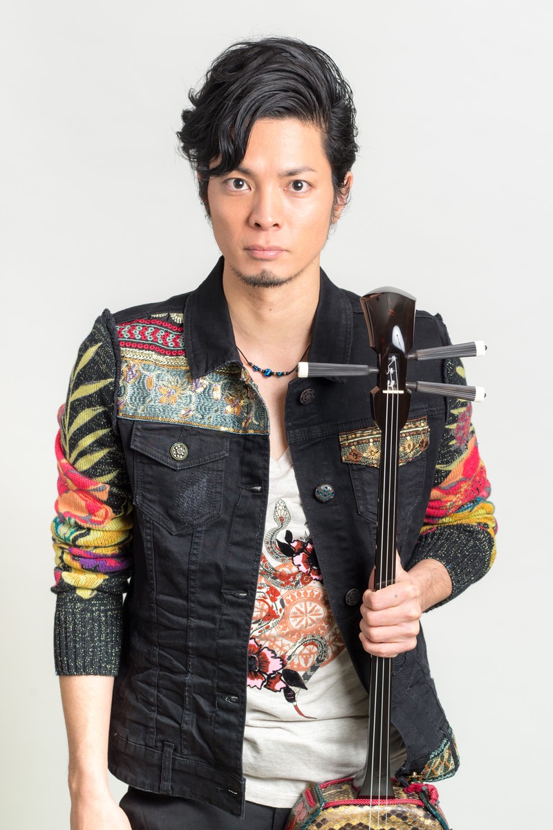 平和への思いを唄三線に託して…宜保和也『へその音(お)』スペシャルインタビュー